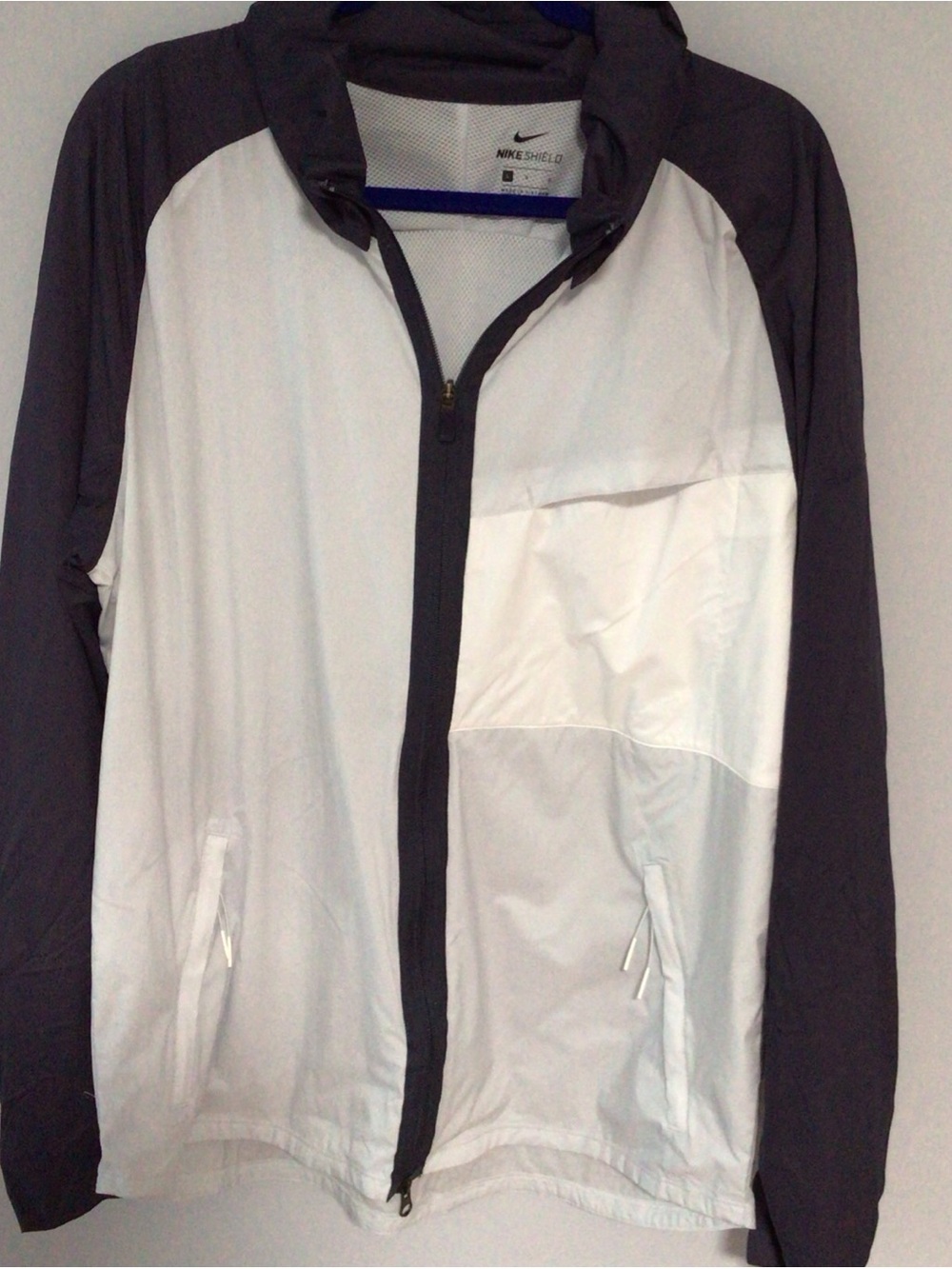 Nike Shield White & Gray Golf Men's Windbreaker Jacket AJ5444 MSRP $110 Sz. L